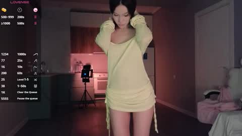 Snapshot of ella_lee15 chatting on 23, 9, 2025 Lee online show from 23, 9, 2025