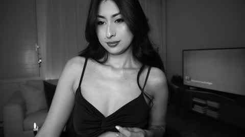 Snapshot of ella_owen chatting on 11, 1, 2025 ELLA OWEN online show from 11, 1, 2025