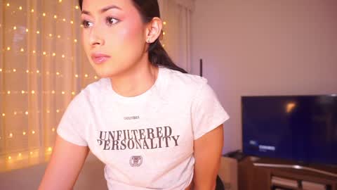 Snapshot of ella_owen chatting on 29, 1, 2025 ELLA OWEN online show from 29, 1, 2025