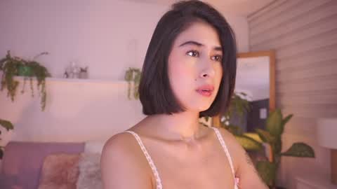 ELLA OWEN online show from 26, 4, 2026