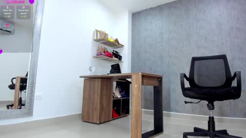 Maria Guys Ill be gone for a few days Ill be back soon online show from 31, 1, 2025