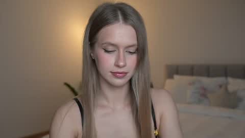 Ella online show from 13, 6, 2026