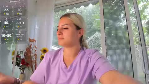 ella_vee online show from 23, 6, 2026