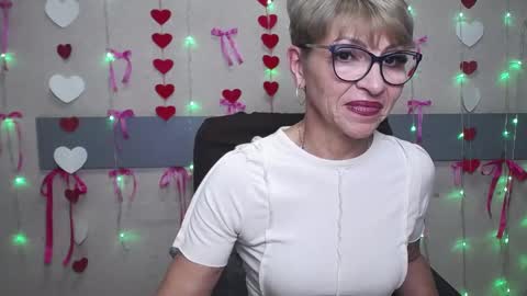 EllaBonito online show from 30, 1, 2025