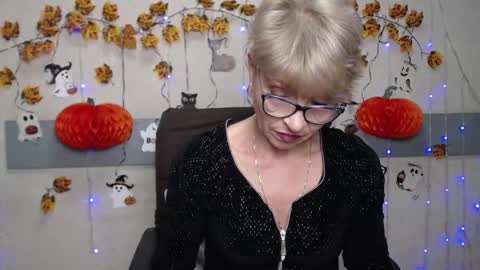 EllaBonito online show from 1, 11, 2025