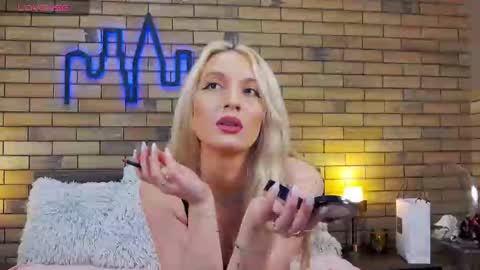 Ella online show from 19, 12, 2024