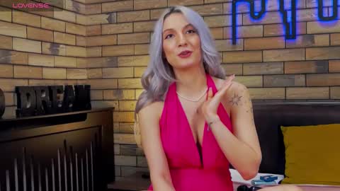 Ella online show from 8, 1, 2025