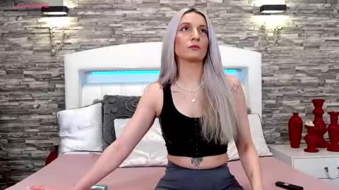 Ella online show from 18, 1, 2025