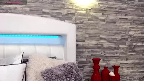 Ella online show from 6, 2, 2025