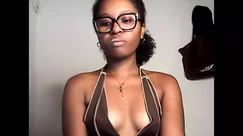 ellah245 online show from 28, 4, 2026