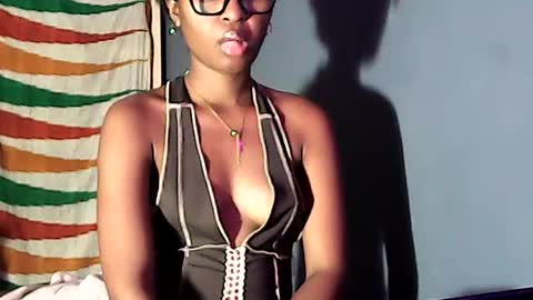 ellah245 online show from 11, 6, 2026