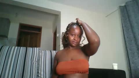 ellah-simone online show from 31, 5, 2026