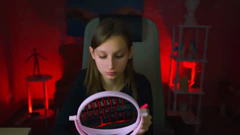 Ella online show from 30, 1, 2025