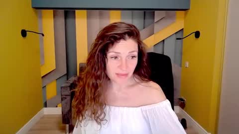 EllaLongs online show from 21, 2, 2025