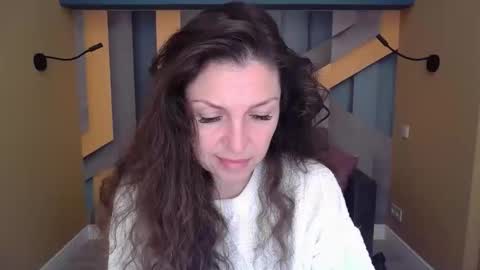 EllaLongs online show from 19, 11, 2025