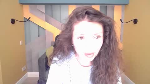 EllaLongs online show from 28, 4, 2026