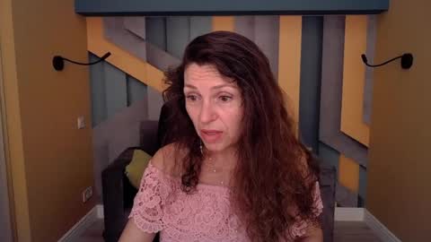 EllaLongs online show from 26, 6, 2026