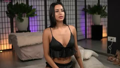 Ella Luxe online show from 23, 7, 2026