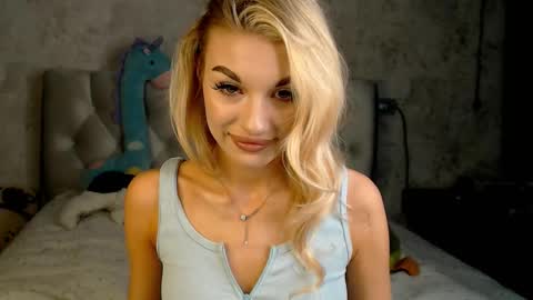 ellamilla online show from 5, 3, 2026