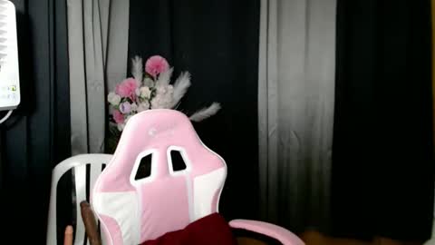 Snapshot of ellamiller69 chatting on 25, 2, 2026 ELLA online show from 25, 2, 2026