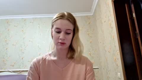 ellaygray online show from 23, 7, 2026