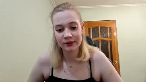 ellaygray online show from 28, 7, 2026