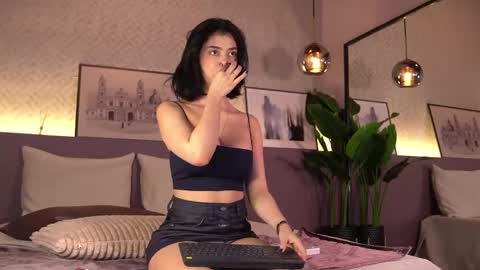 Elle Diane online show from 9, 2, 2025