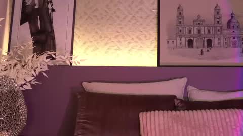 Elle Diane online show from 10, 3, 2025