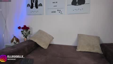 Snapshot of ellegisellee chatting on 1, 3, 2026 Yiss online show from 1, 3, 2026