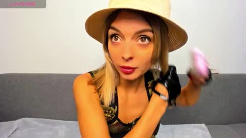 ellen_flow online show from 30, 10, 2025