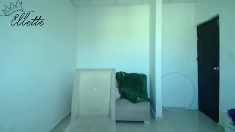 princess online show from 4, 2, 2025