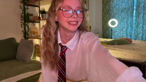 Ellie  --- Ill see you either on Friday or Saturday and definitely on Sunday  online show from 25, 4, 2026