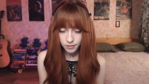 Snapshot of ellie_friendly chatting on 18, 9, 2025 ellie_friendly online show from 18, 9, 2025
