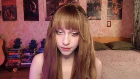 ellie_friendly online show from 23, 4, 2026