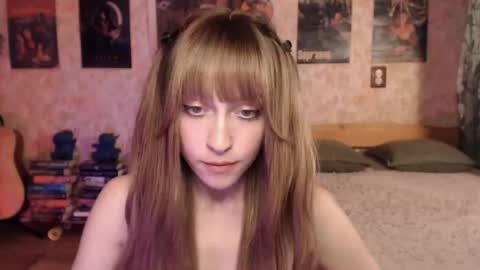 ellie_friendly online show from 15, 6, 2026