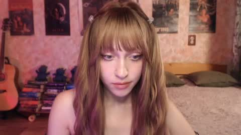 ellie_friendly online show from 22, 7, 2026