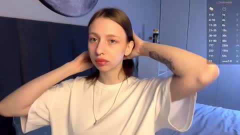 Ellie online show from 25, 9, 2025