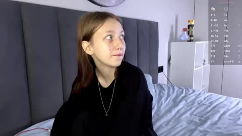 Ellie online show from 3, 10, 2025