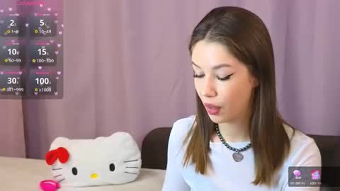 Snapshot of ellie_miller_ chatting on 7, 10, 2025 ellie online show from 7, 10, 2025