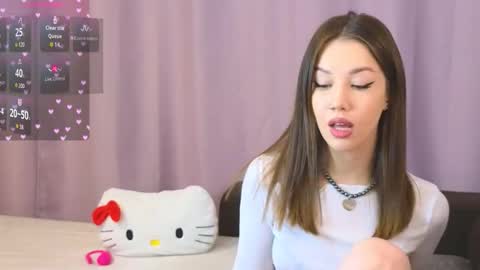 Snapshot of ellie_miller_ chatting on 12, 10, 2025 ellie online show from 12, 10, 2025