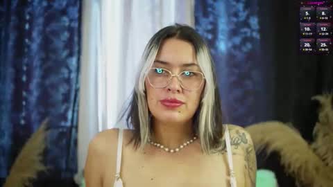 Ellie Ramos online show from 26, 10, 2025