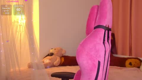 elliecutes online show from 28, 7, 2026