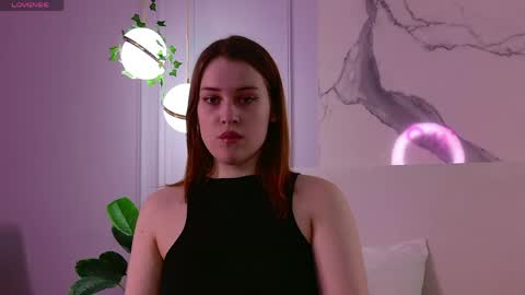 elliegarson__ online show from 9, 5, 2026