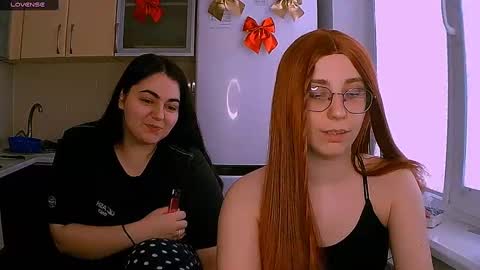 Ellie online show from 5, 2, 2025