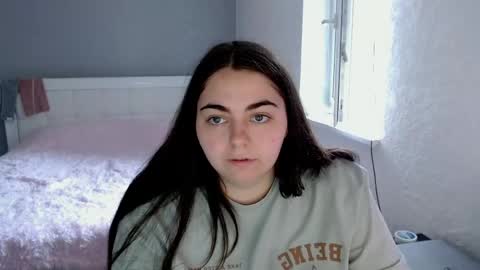 Ellie online show from 7, 6, 2026