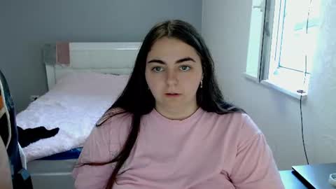 Ellie online show from 8, 6, 2026