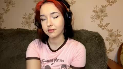 Snapshot of ellieschuffert chatting on 1, 2, 2026 Ellie online show from 1, 2, 2026