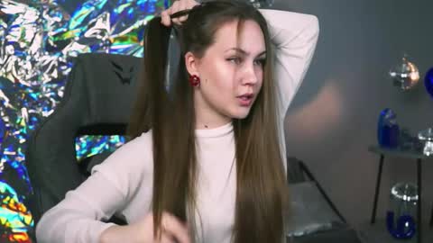 Elin online show from 28, 4, 2026