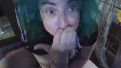 Elliohh online show from 18, 4, 2026