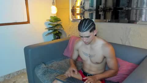 Elloit Colton online show from 20, 11, 2025